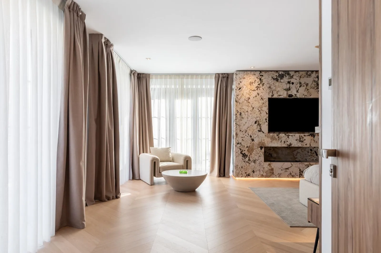 Foto de diseño de dormitorio moderno